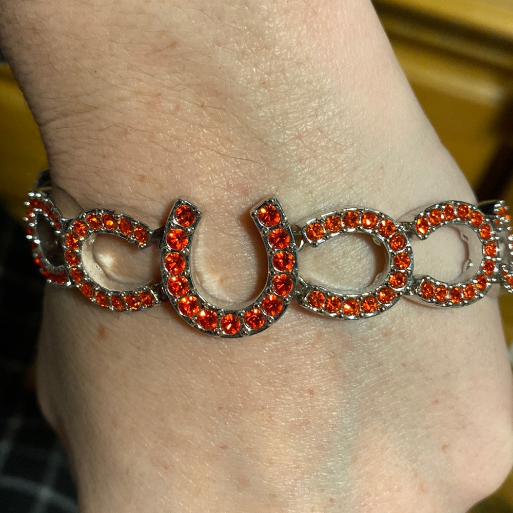 Montana silversmiths rhinestone horseshoe bracelet